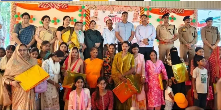 पुलिस लाइन में रक्षाबंधन कार्यक्रम, महिलाओं ने अधिकारियों को बांधी राखी,