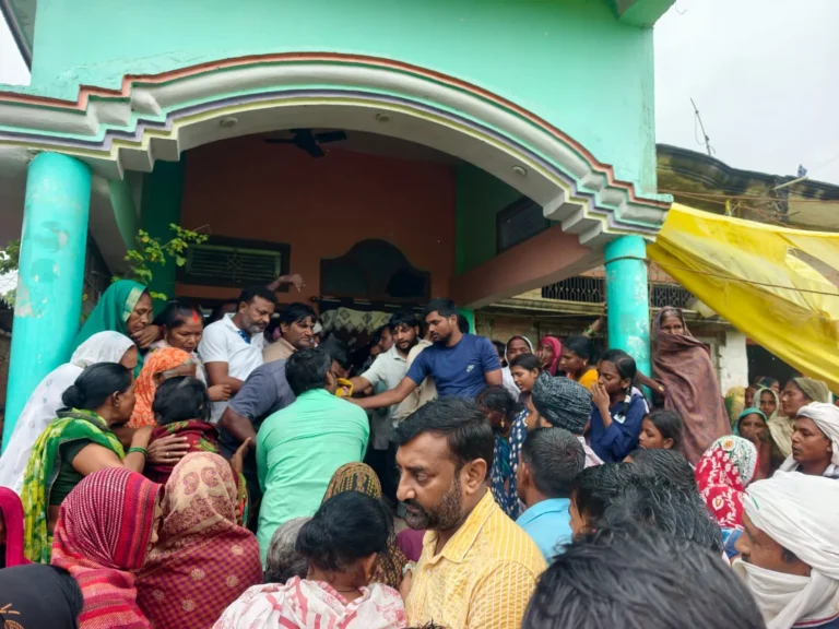 मलेशिया में संजीव कुमार की मौत, सांसद की पहल पर गांव पहुंचा पार्थिव शरीर