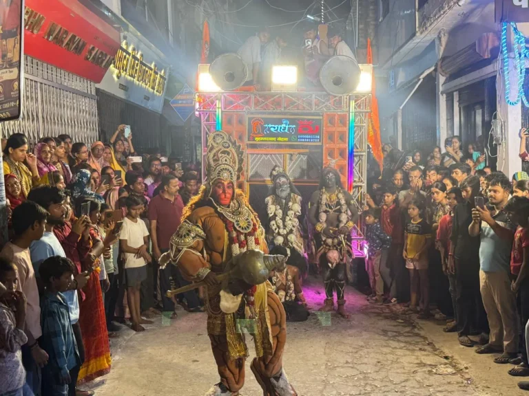 भरत मनावन लीला में गूंजे जय श्रीराम के जयकारे, भव्य झांकियों ने मोहा मन